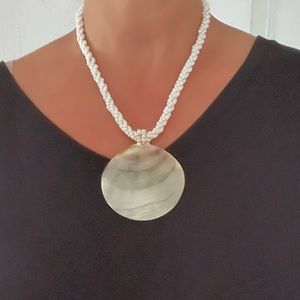 stylish shell necklace